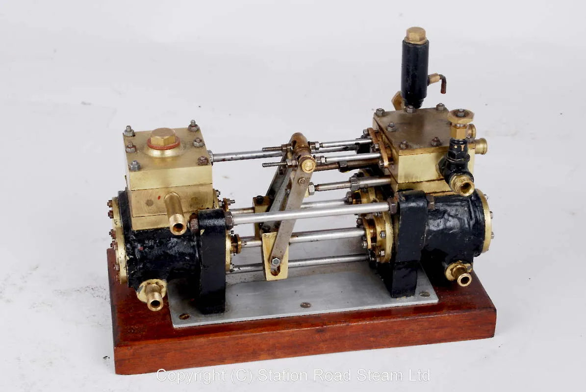 Duplex steam pump