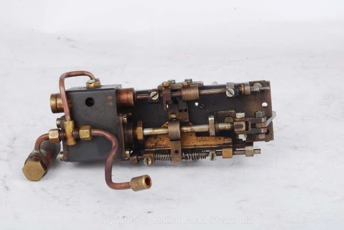Single cylinder steam engine