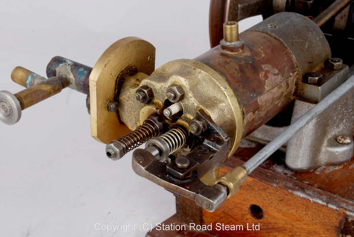 Old open crank IC engine