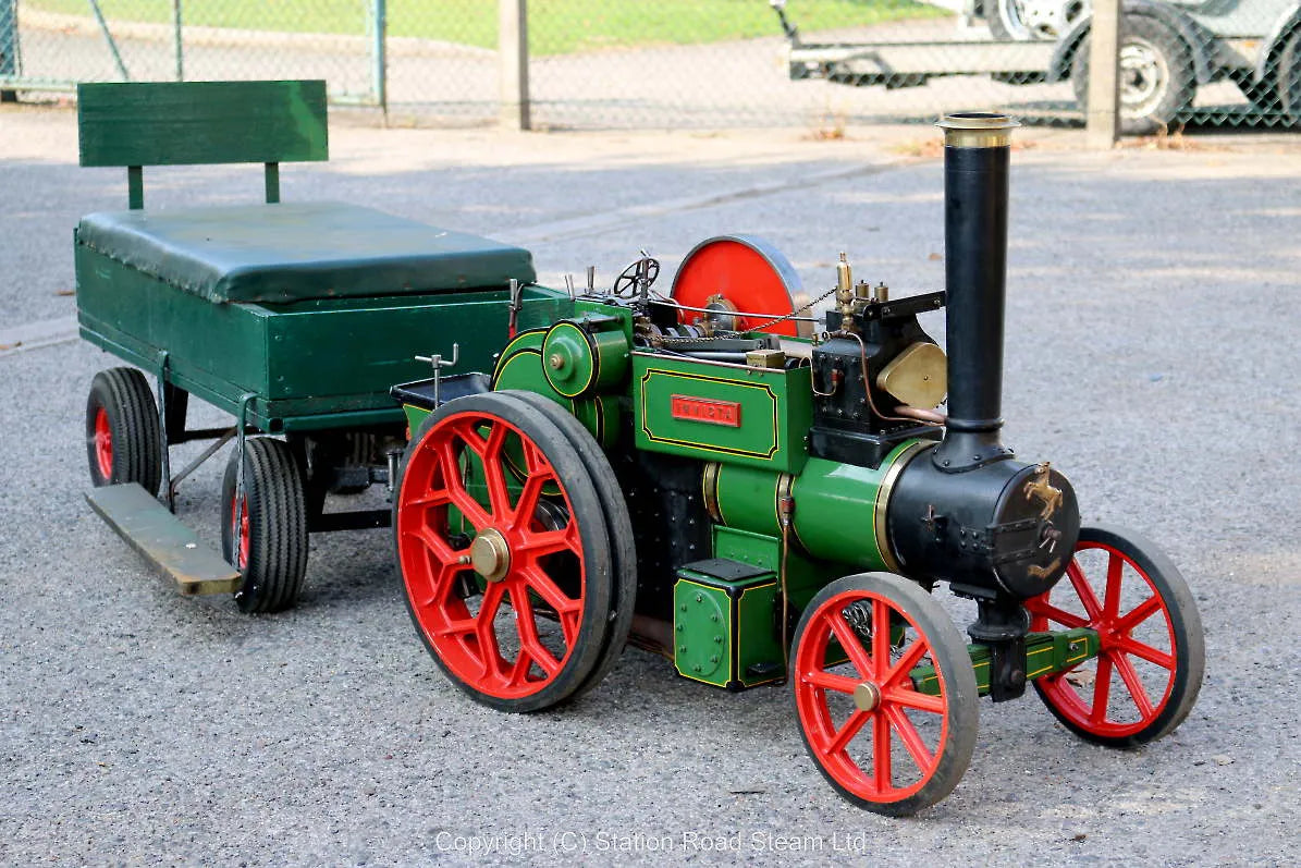 Maxitrak Aveling & Porter steam tractor