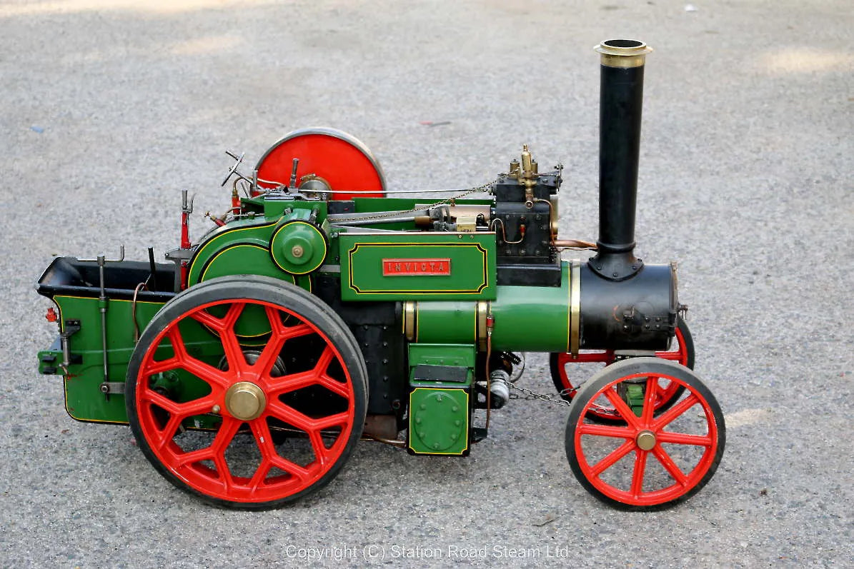 Maxitrak Aveling & Porter steam tractor