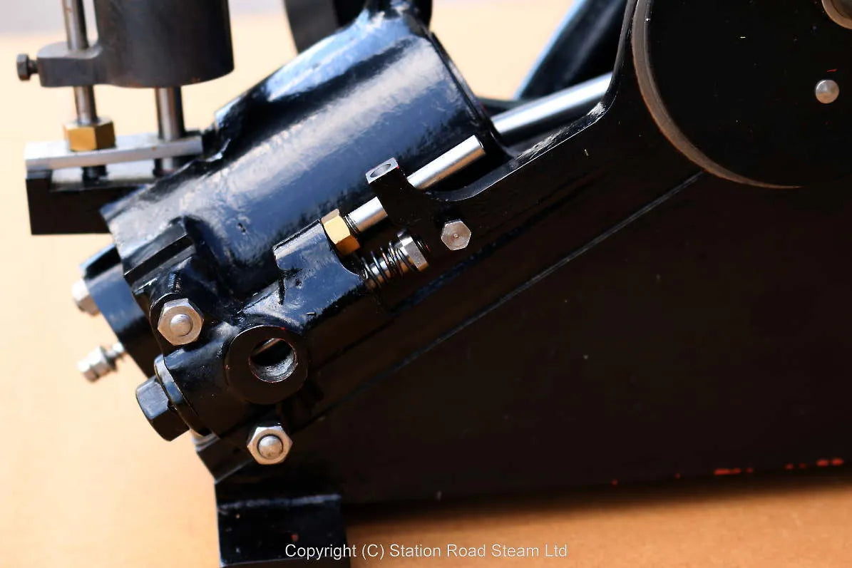 Robinson X-type hot tube engine