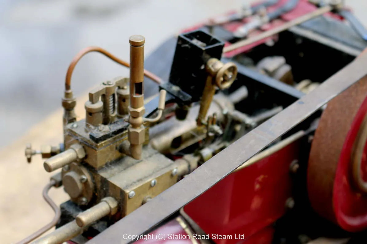 Markie spirit-fired road locomotive