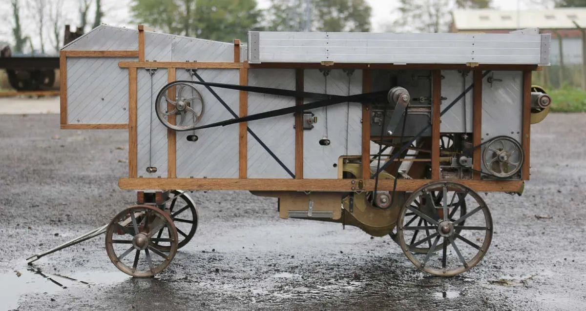 2 inch scale threshing machine