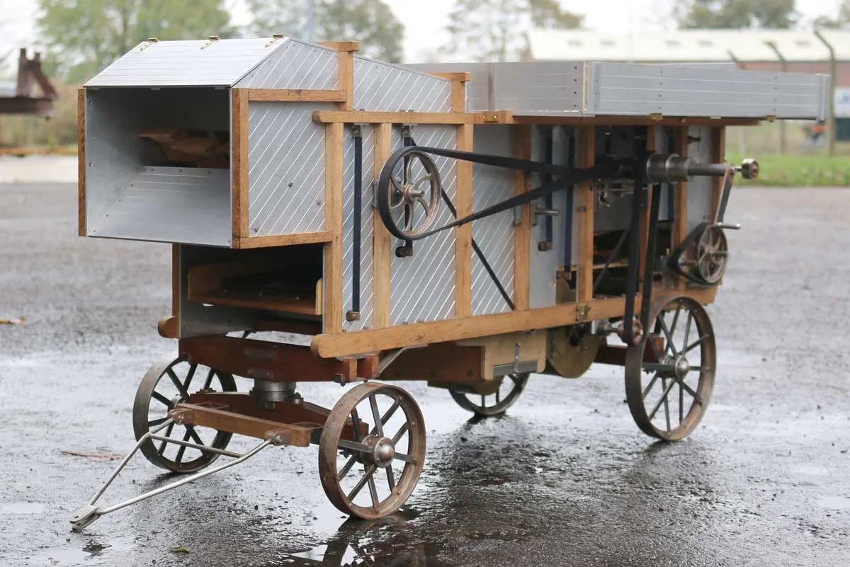 2 inch scale threshing machine