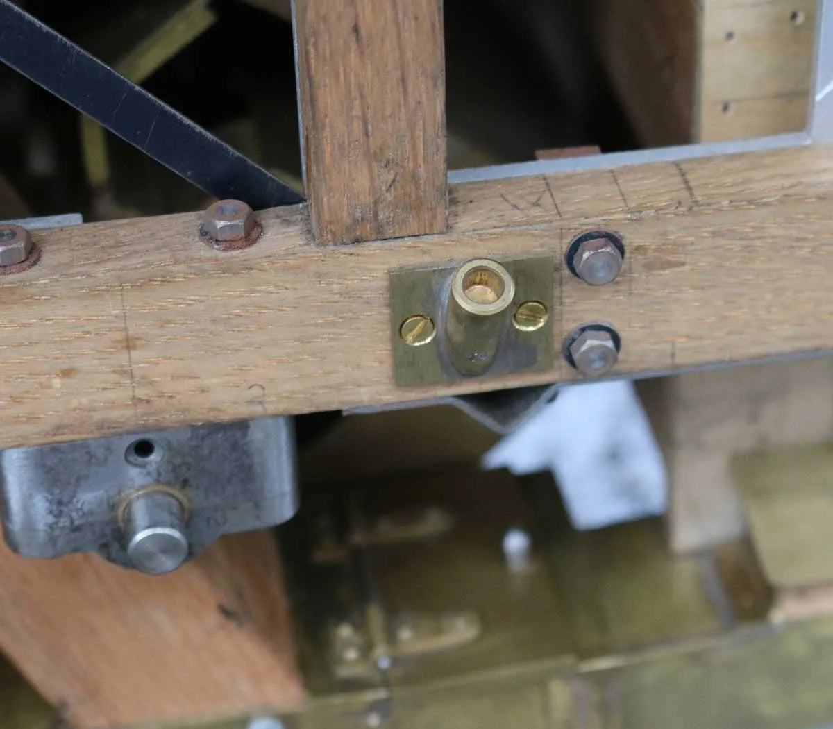 2 inch scale threshing machine
