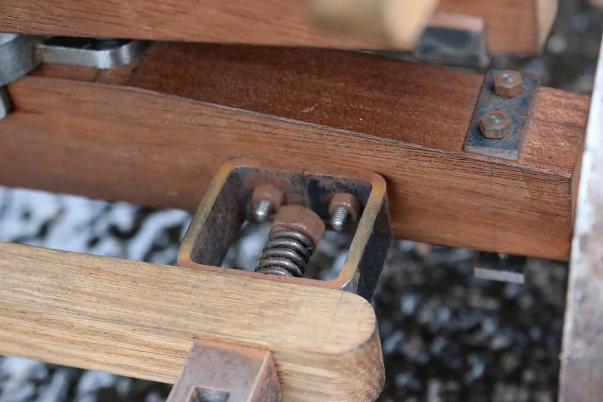 2 inch scale threshing machine