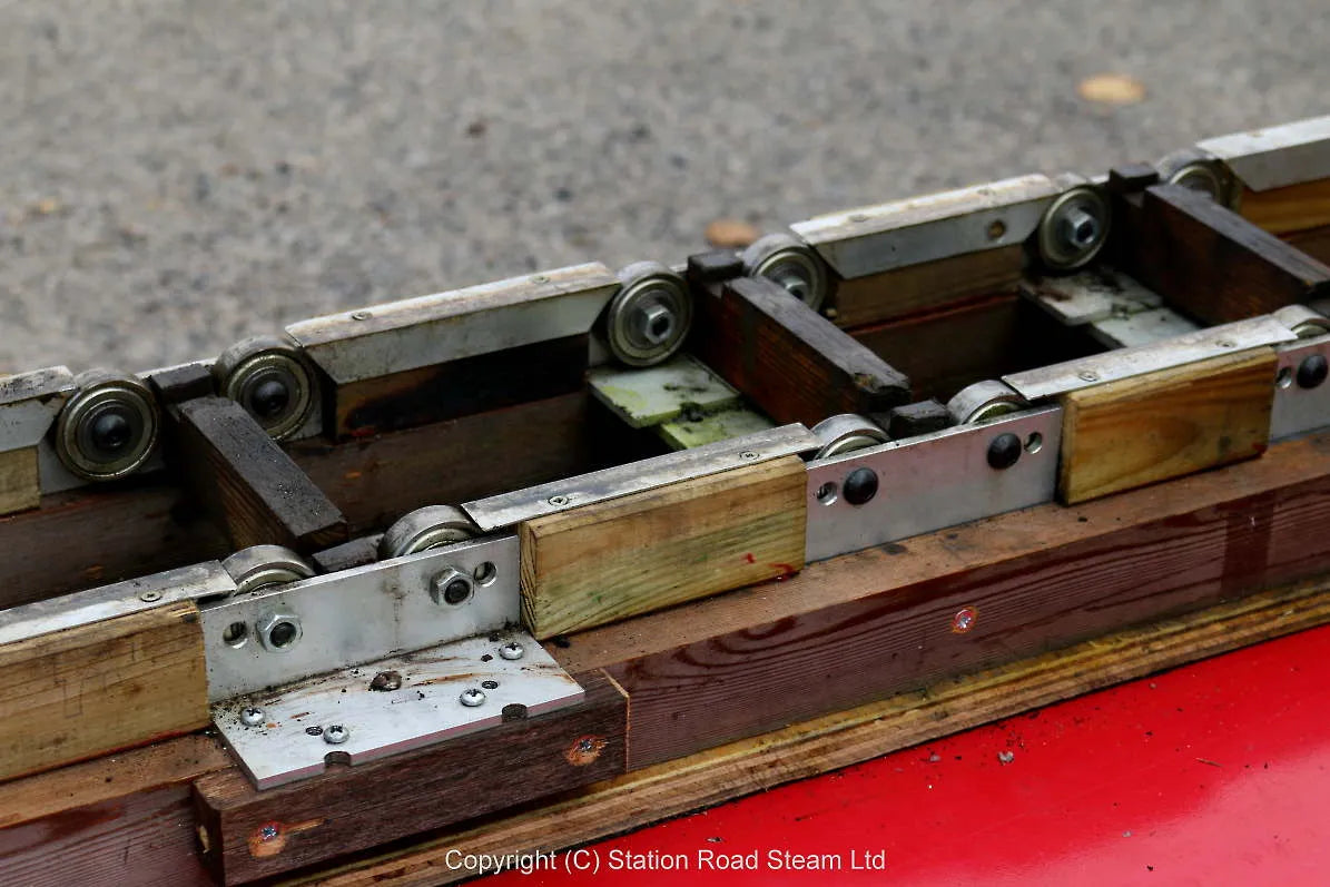 5 inch gauge Polly III with driving truck, rolling road and bench