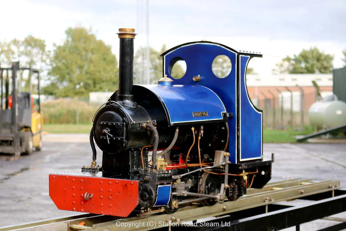 5 inch gauge "Sweet Pea" with driving truck