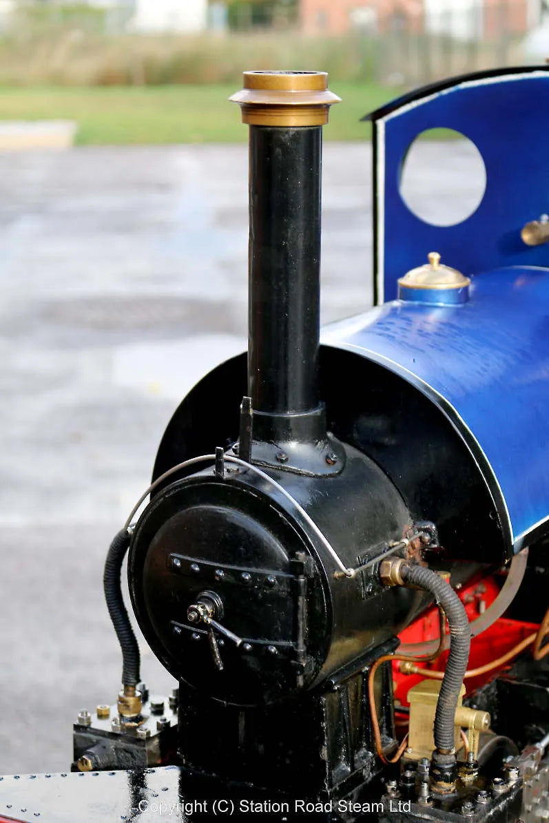 5 inch gauge "Sweet Pea" with driving truck