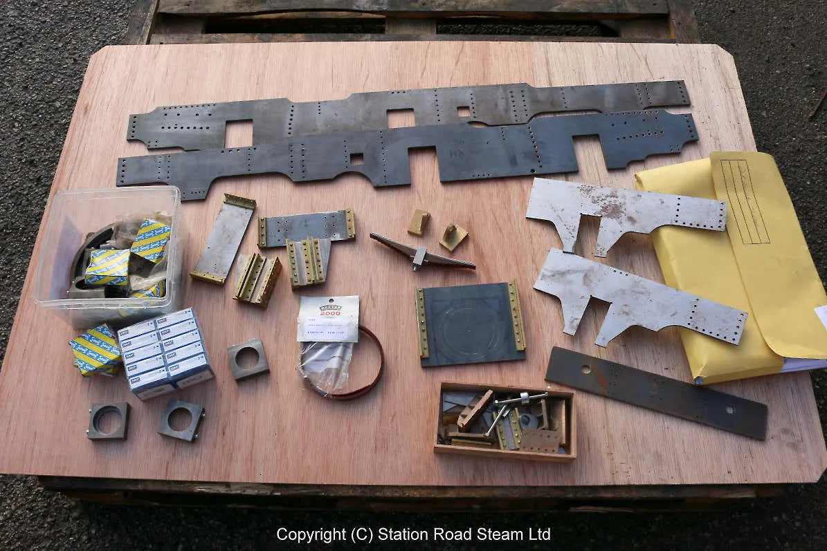 7 1/4 inch gauge GWR 14xx frames, drawings and sundry castings