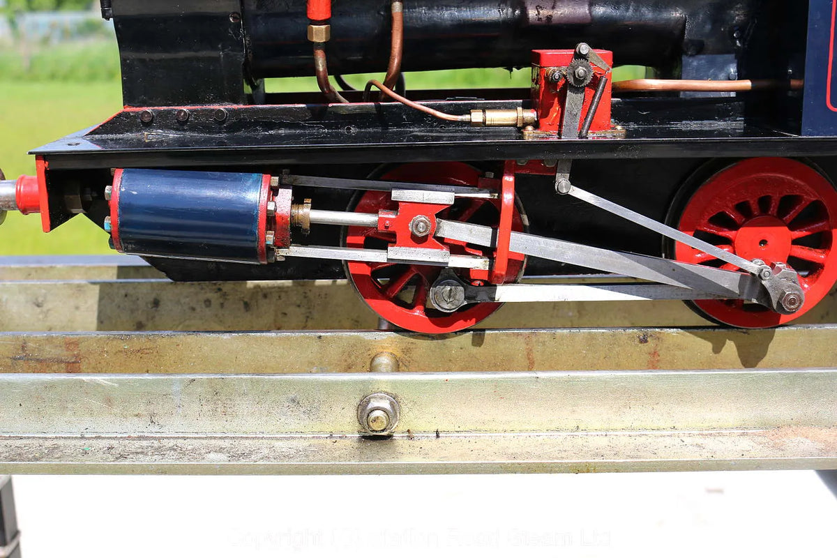 3 1/2 inch gauge 0-4-0 saddle tank
