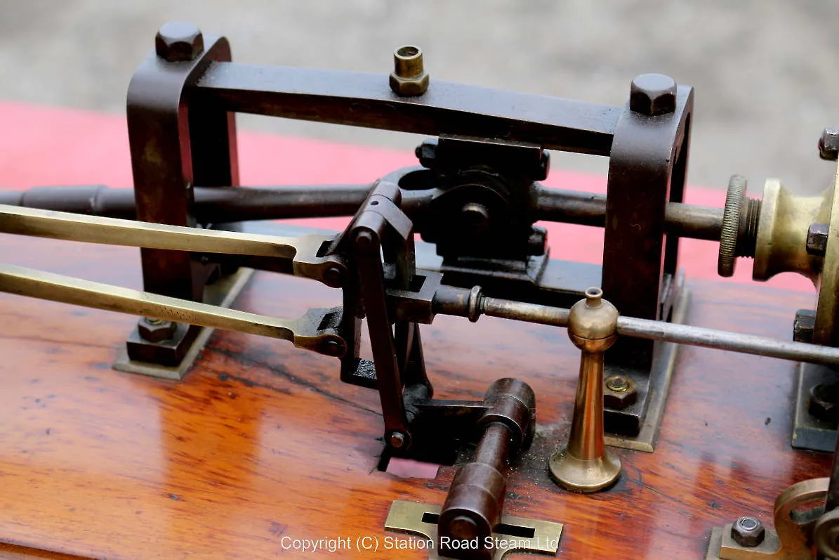 Old horizontal engine with reversing gear