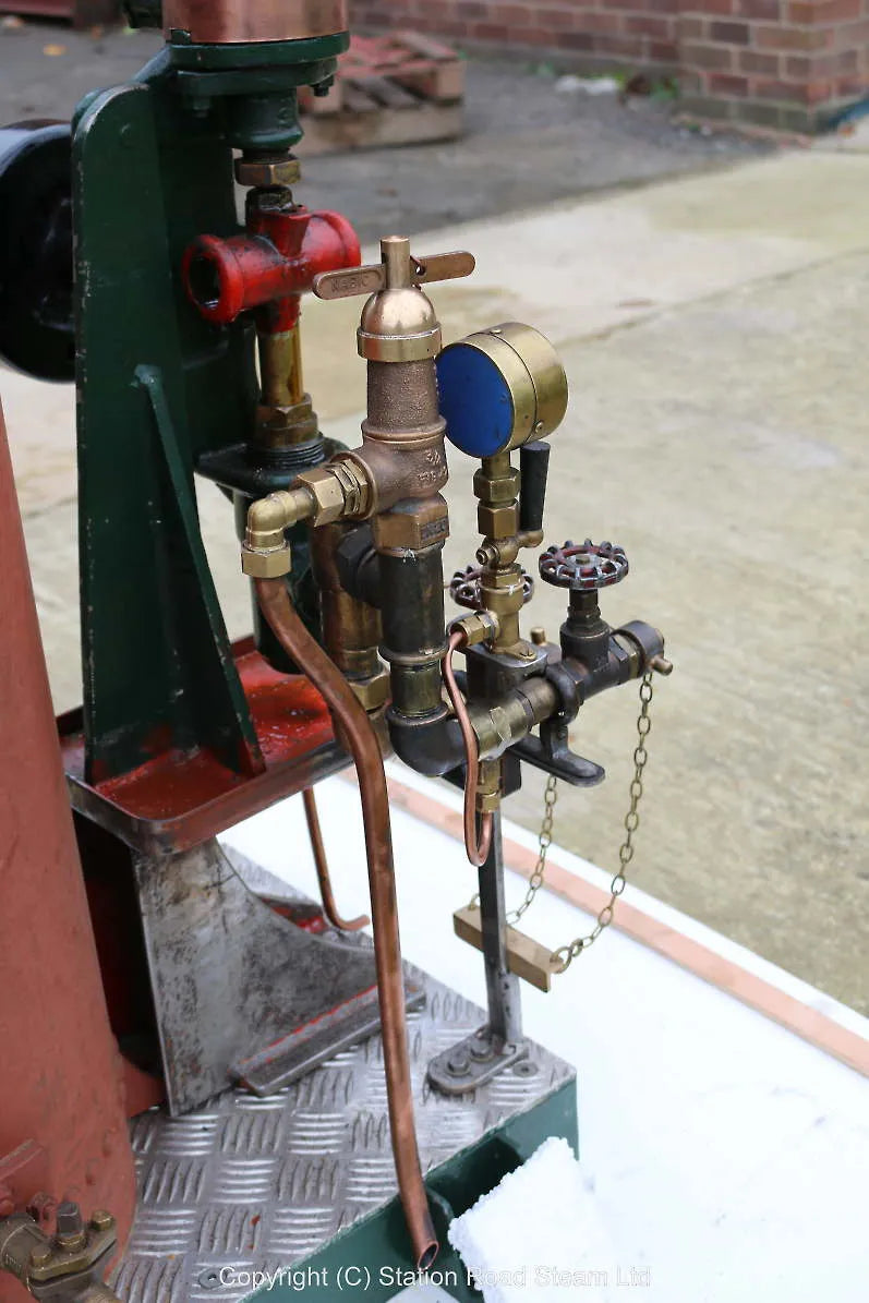 Vertical boiler with steam pump