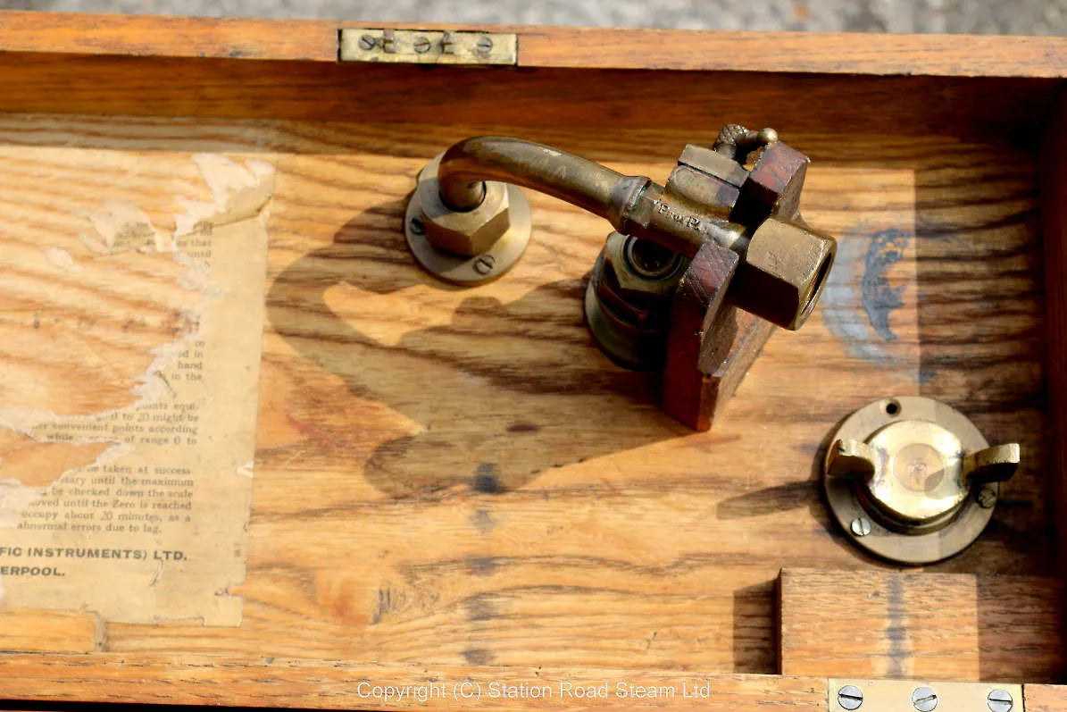 "Murray Scientific Instruments Ltd" dead weight gauge tester