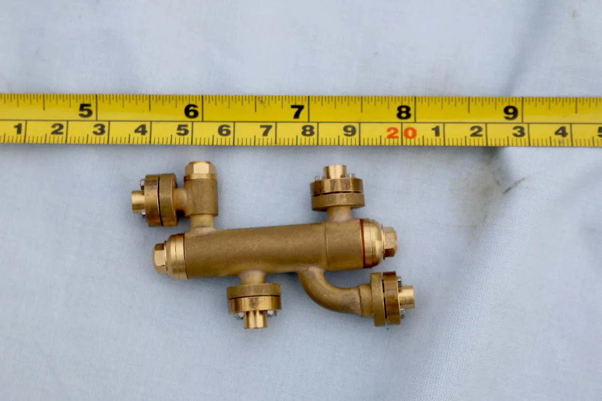 Pair Jubilee scale injectors