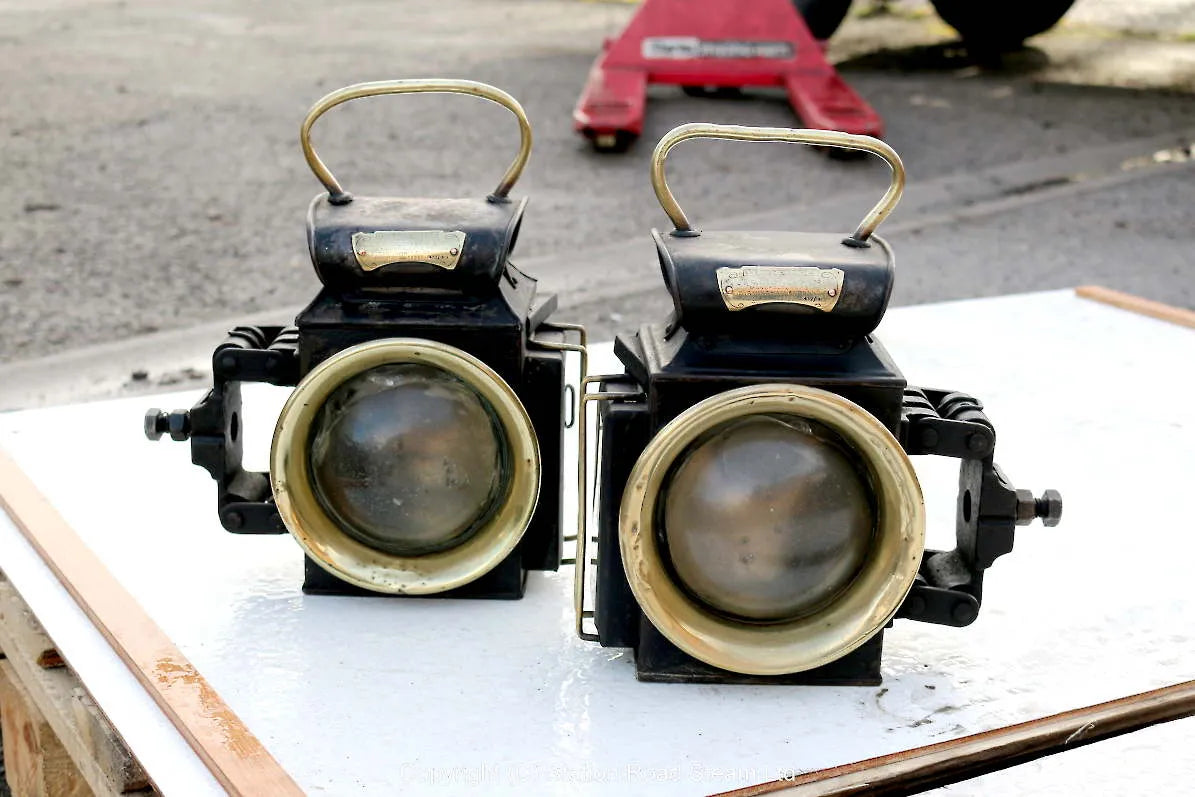Pair J & R Oldfield "Dependence" oil lamps