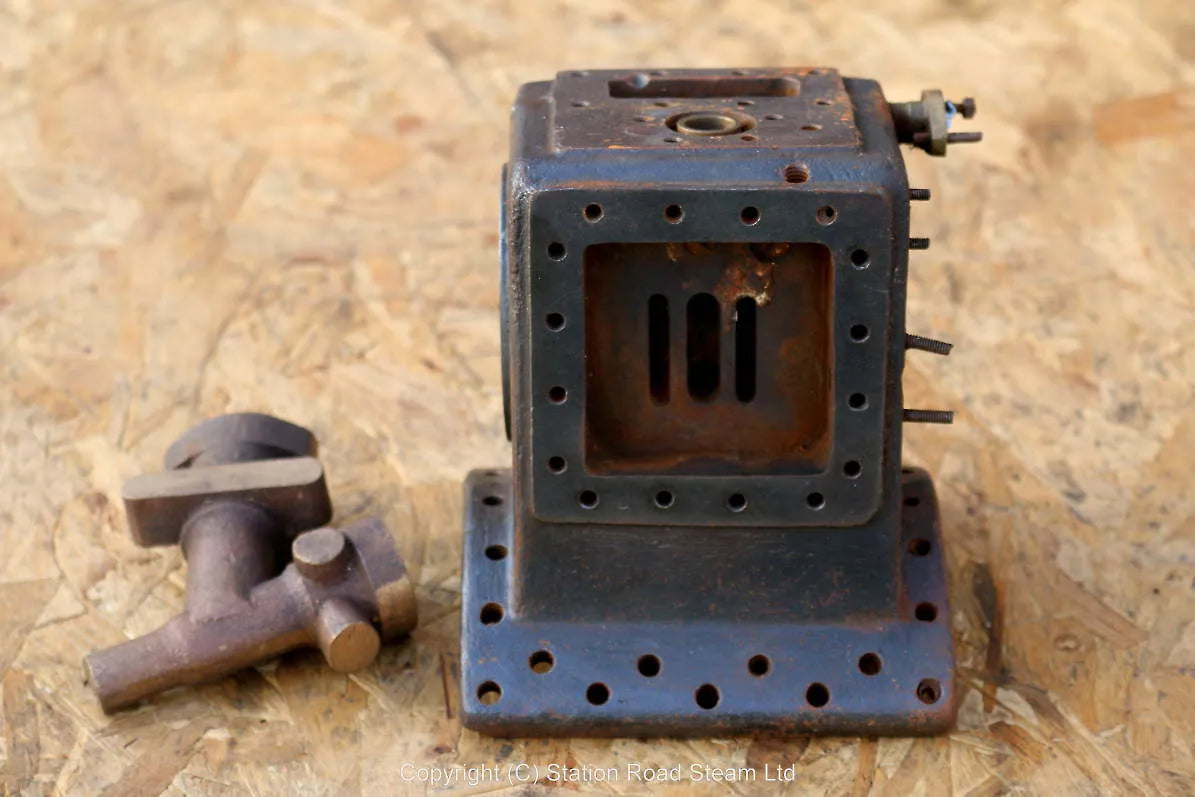 3 inch scale Burrell machined cylinder & pump casting