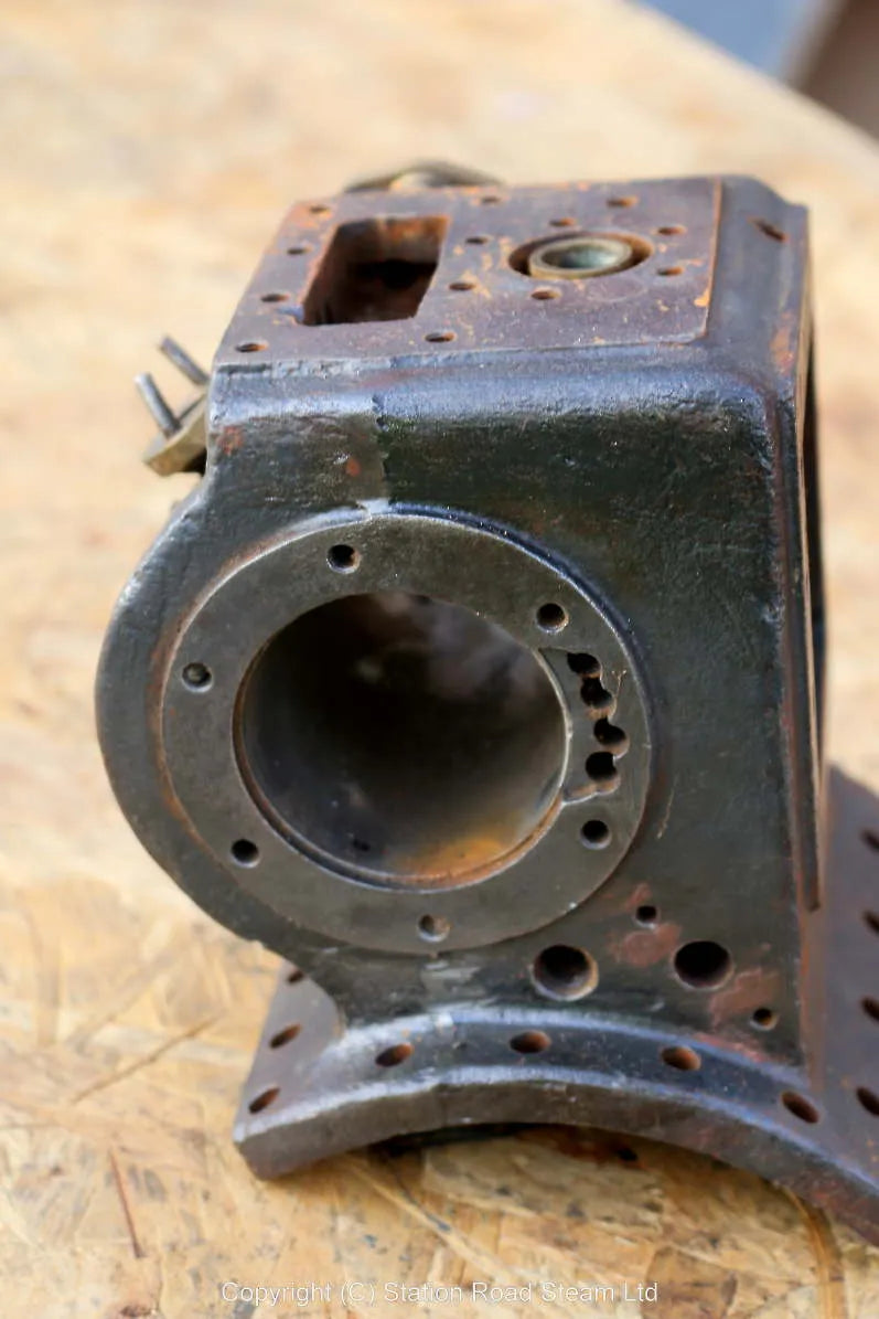 3 inch scale Burrell machined cylinder & pump casting