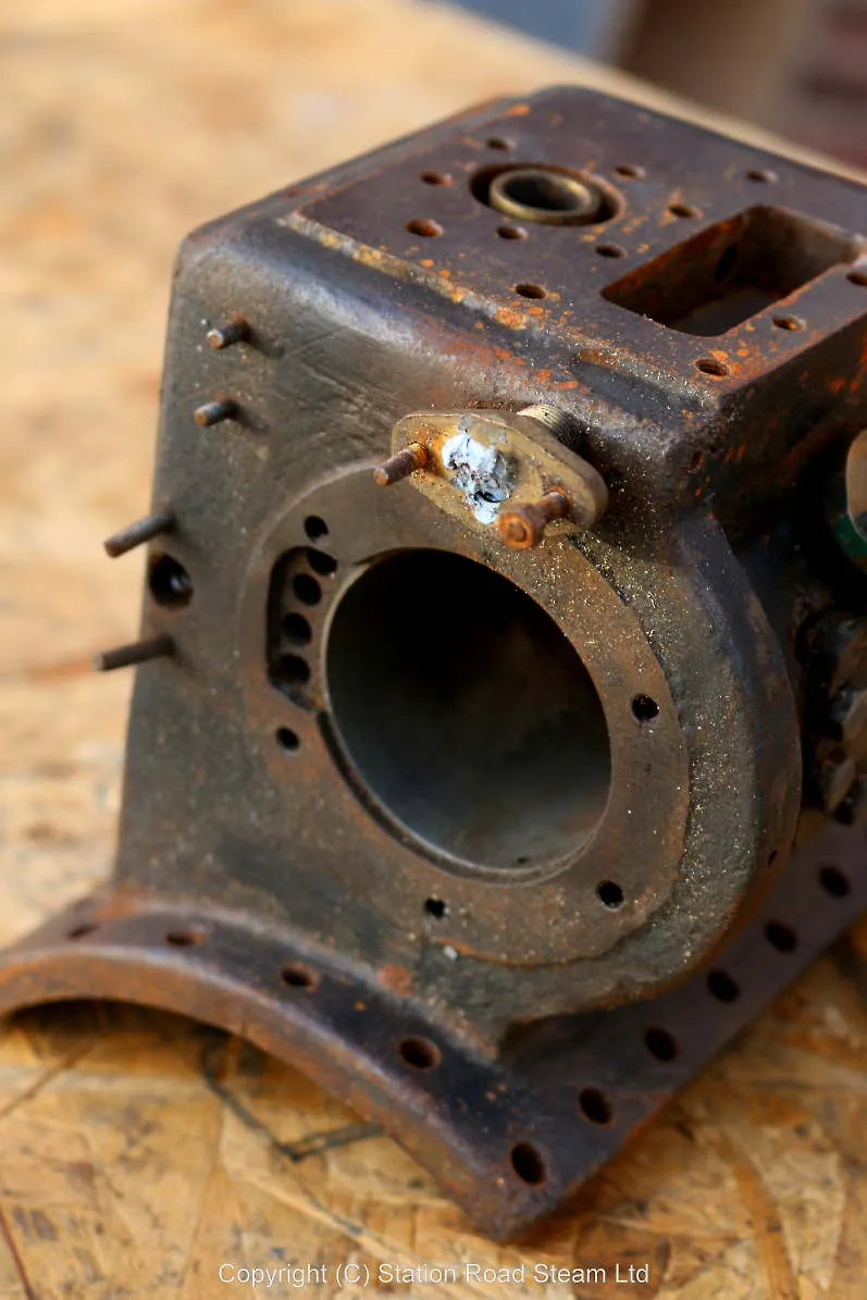 3 inch scale Burrell machined cylinder & pump casting