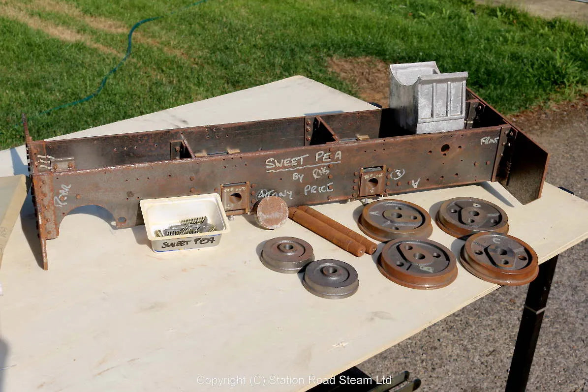 5 inch gauge Sweet Pea frames, castings,drawings & book