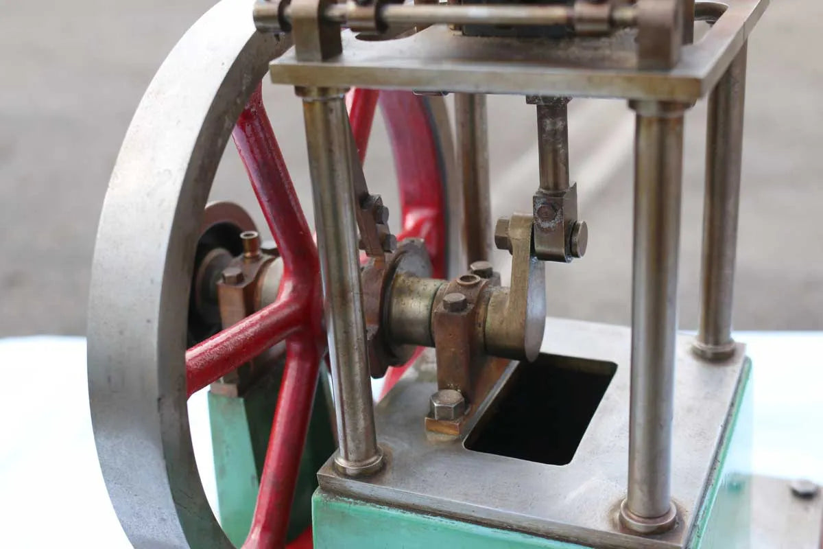 Stuart Turner "James Coombes" vertical engine