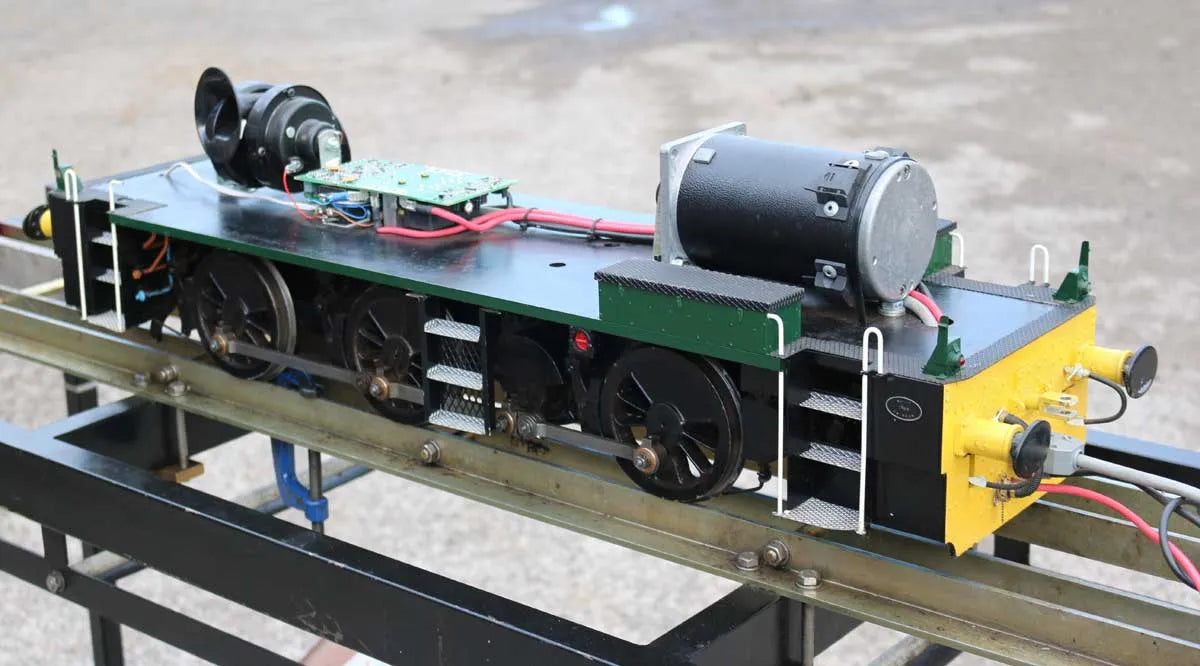 5 inch gauge Class 14 battery electric