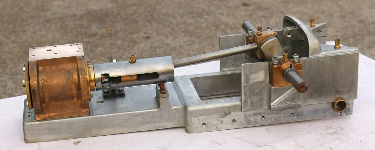 3 inch scale Maxitrak Aveling & Porter traction engine