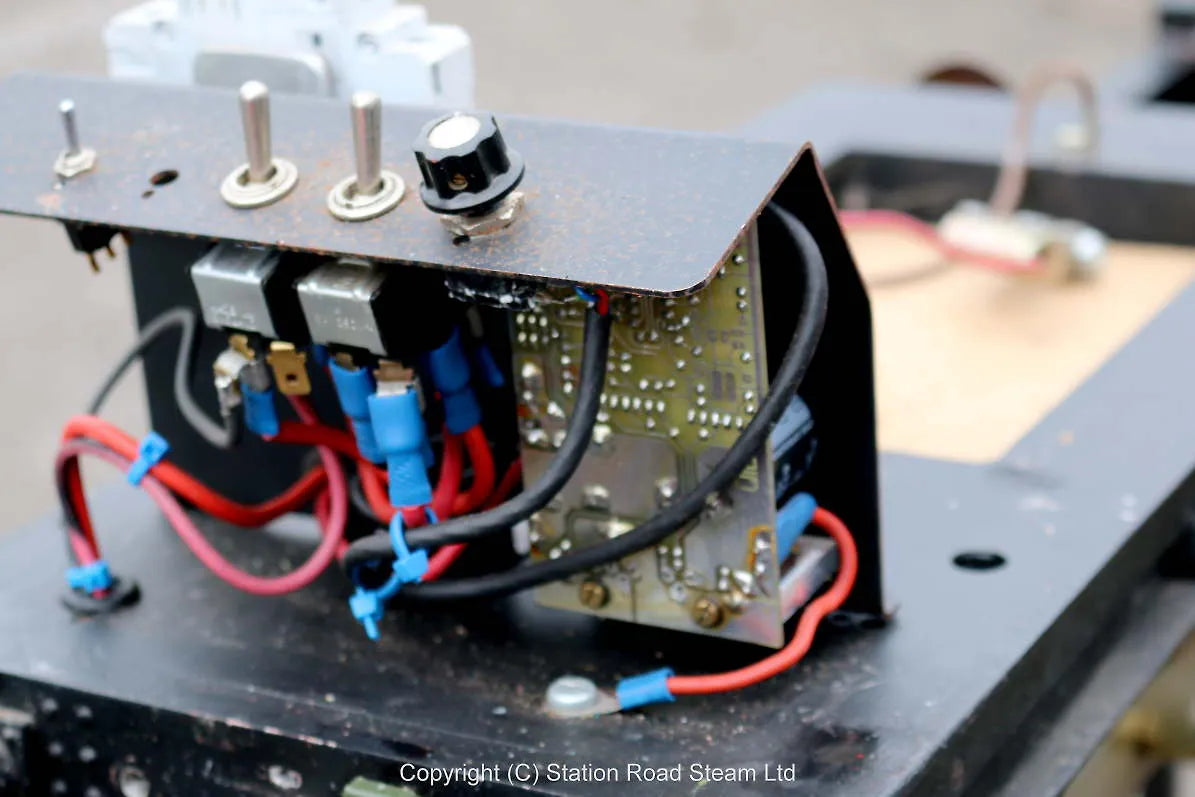 Maxitrak "Coronation" 0-4-0 battery-electric