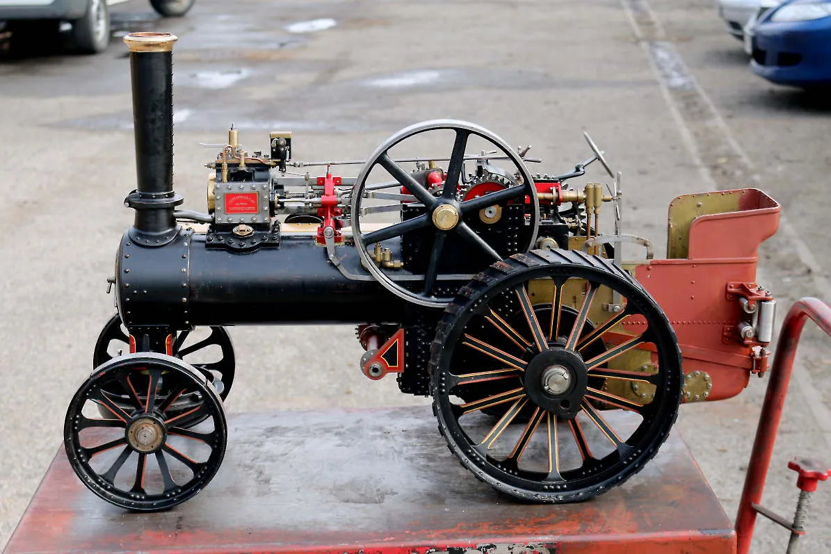 2 inch scale Fowler A7 agricultural engine