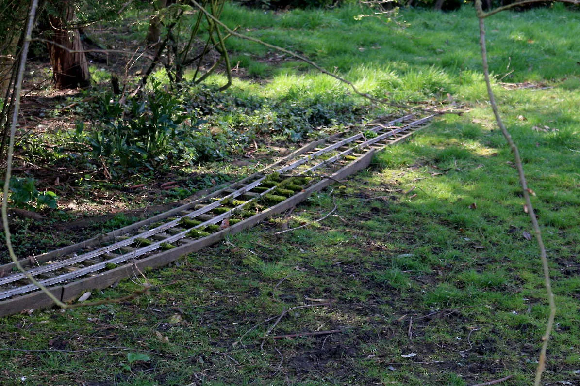 180 feet 5 inch gauge track