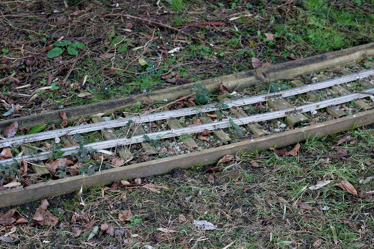 180 feet 5 inch gauge track
