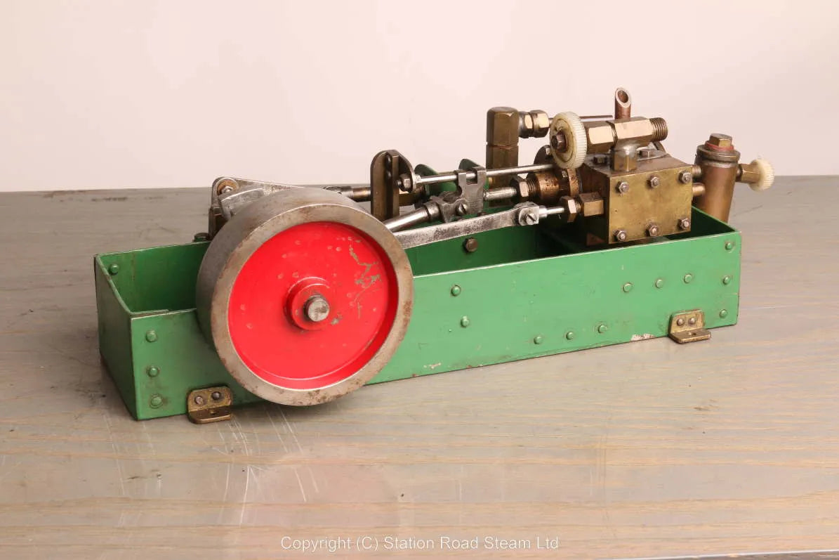 Single cylinder scratch-built stationary engine