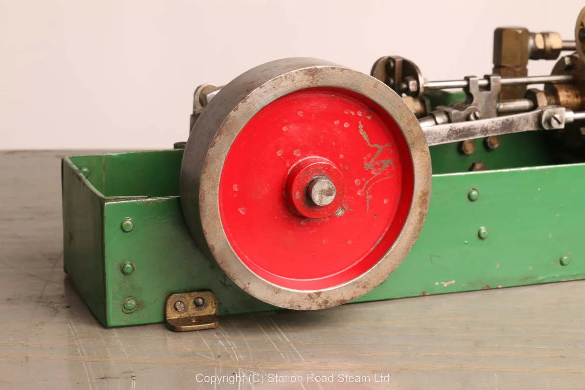 Single cylinder scratch-built stationary engine