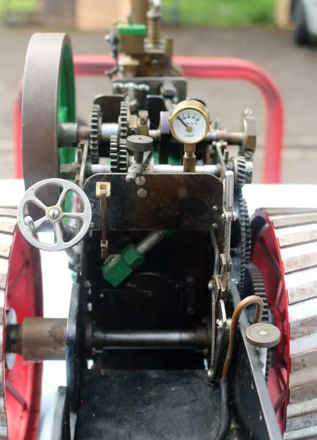 1 inch scale Minnie traction engine