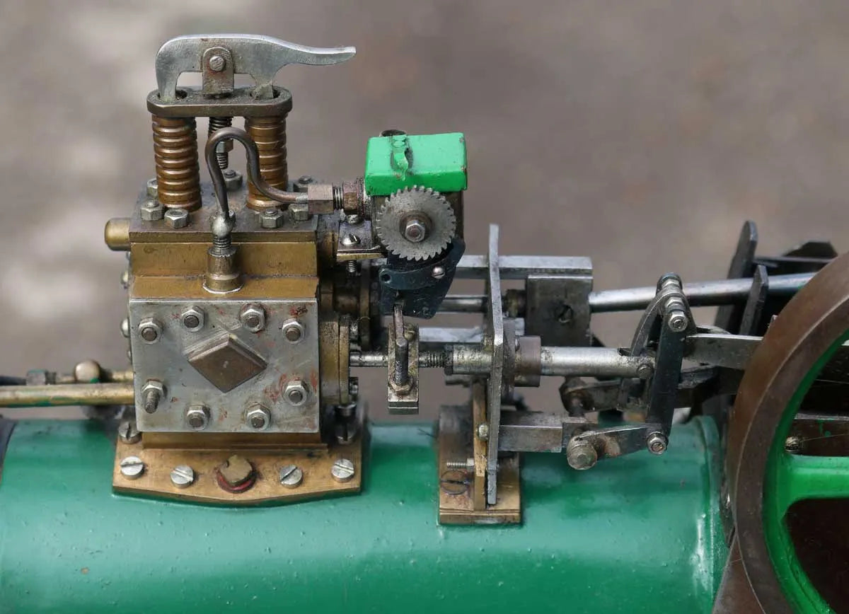 1 inch scale Minnie traction engine