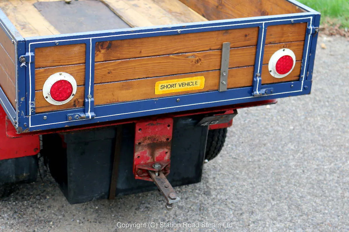 4 inch scale Sentinel steam wagon