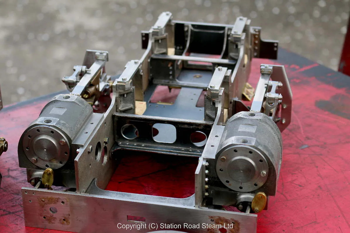 5 inch gauge 0-4-0+0-4-4 Garratt "William Francis"