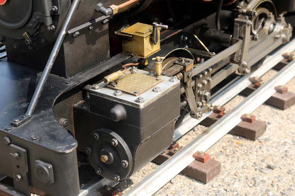 7 1/4 inch gauge 2-4-0 "Elikapika"
