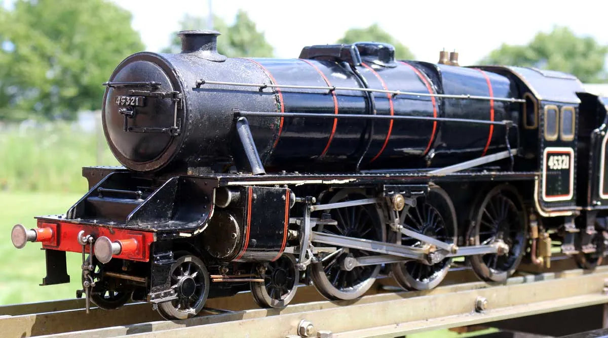 3 1/2 inch gauge Black 5