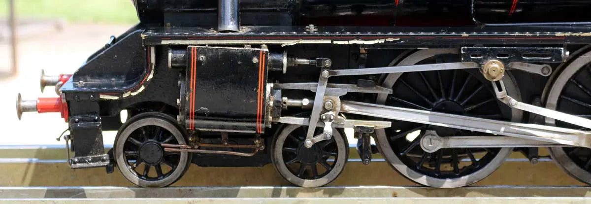 3 1/2 inch gauge Black 5