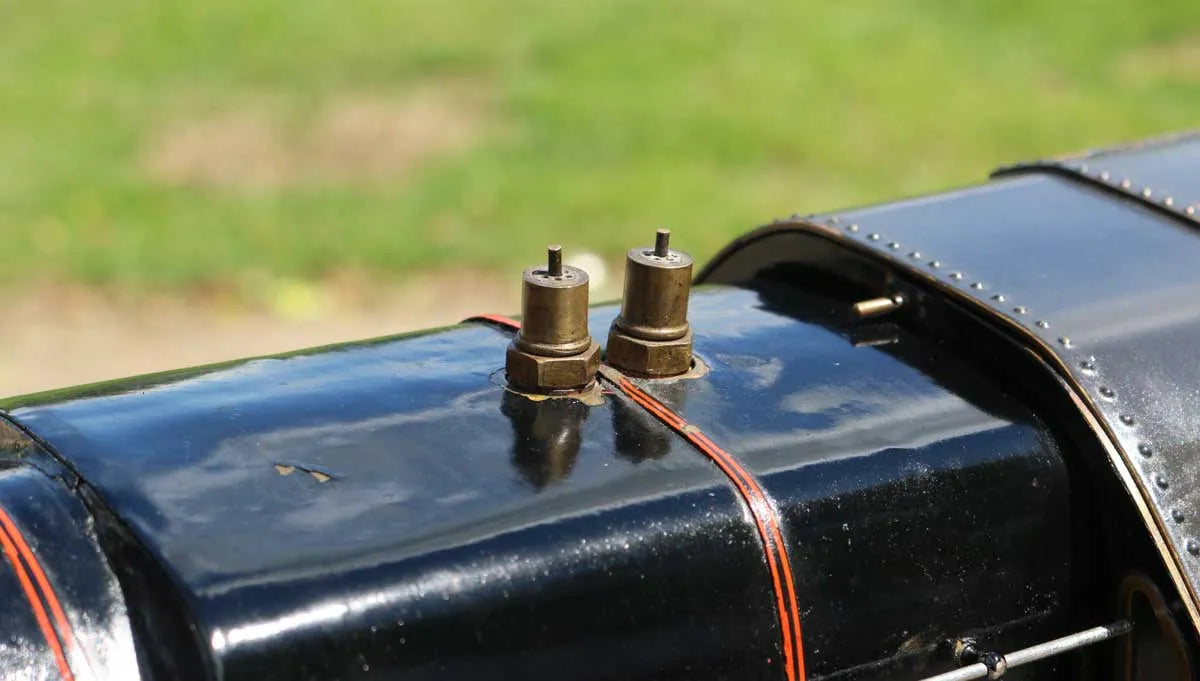 3 1/2 inch gauge Black 5