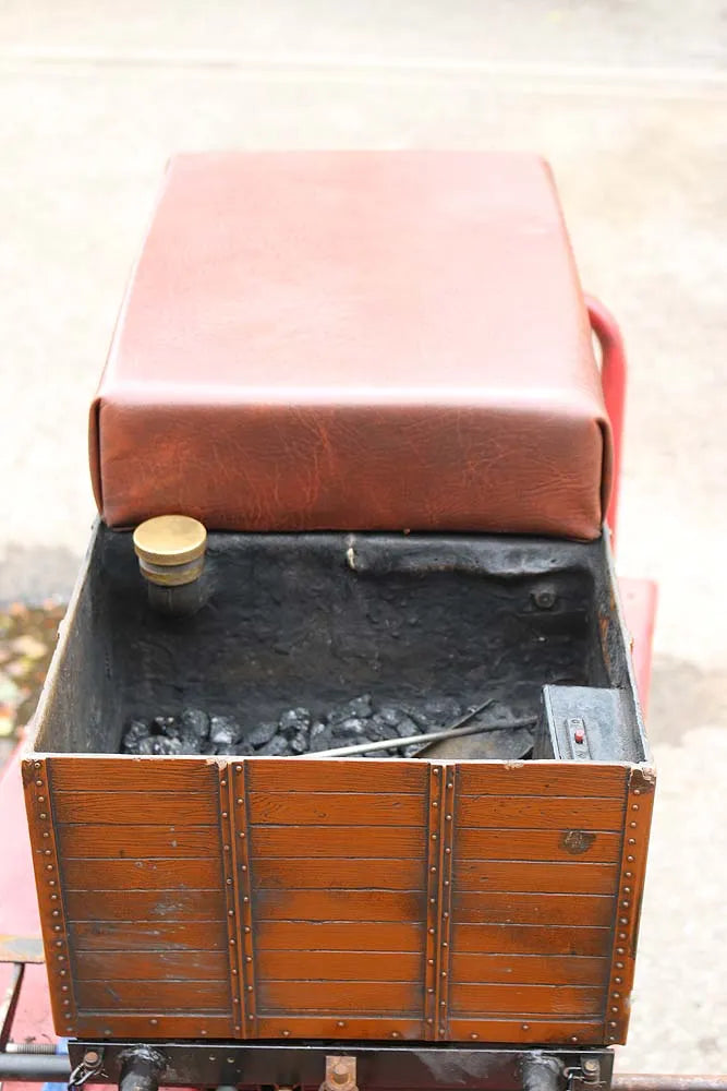 7 1/4 inch gauge Standard Class 2 tank with driving truck