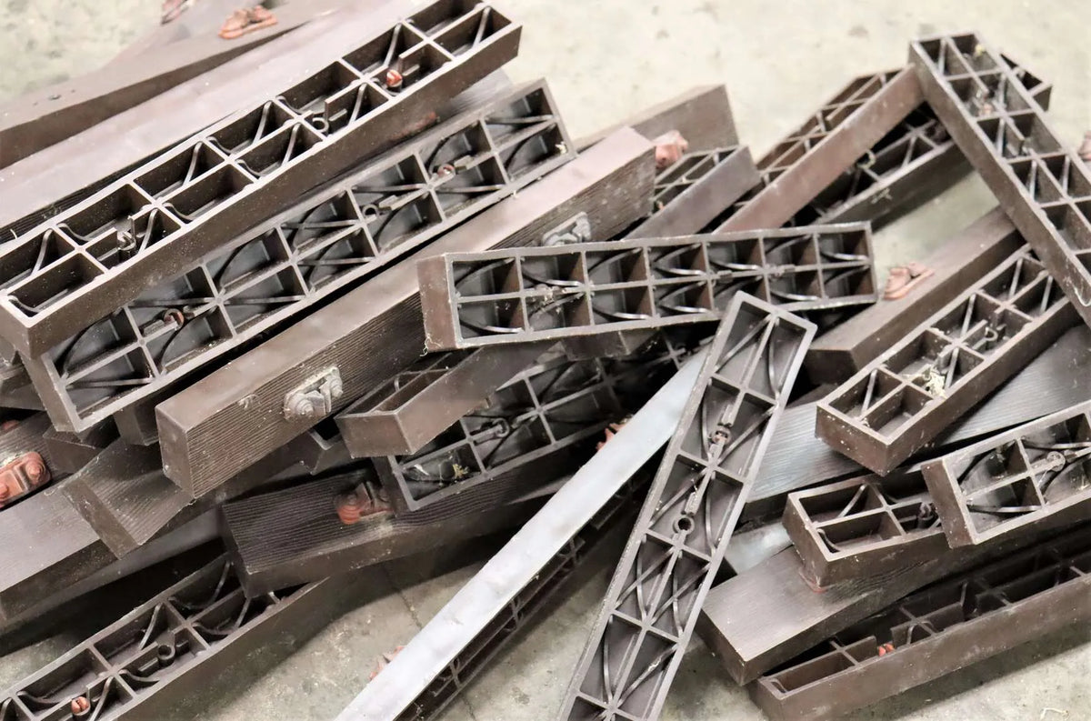 Quantity new aluminium rail, PNP dual gauge plastic sleepers with clips