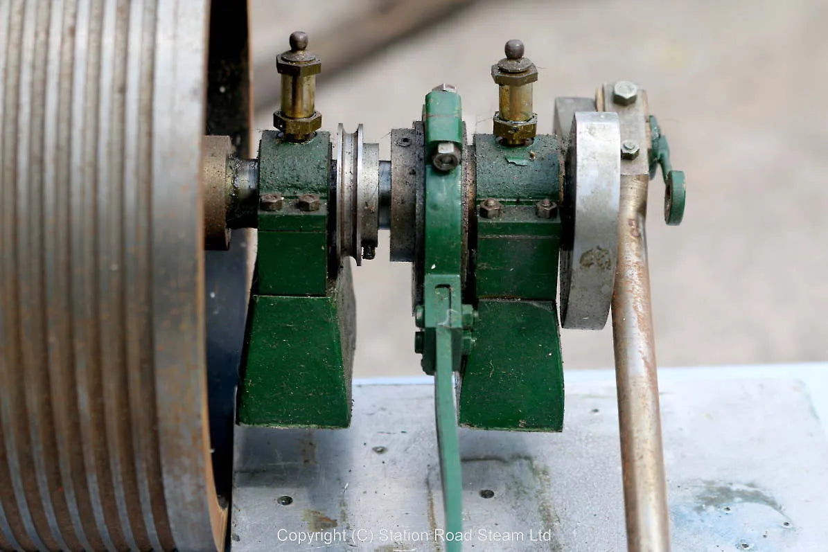 Twin cylinder mill engine for restoration