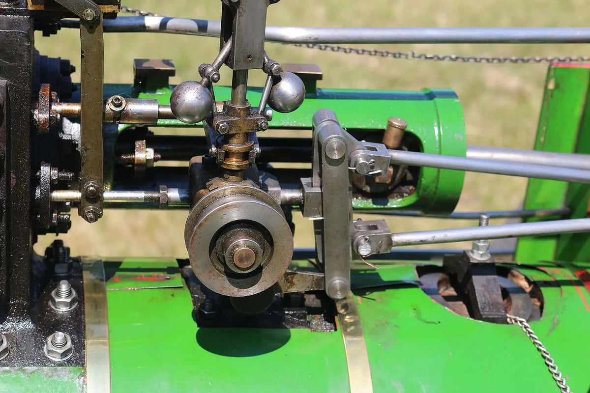 4 inch scale Foster agricultural engine