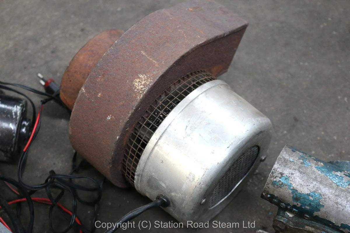 Five electric steam-raising blowers