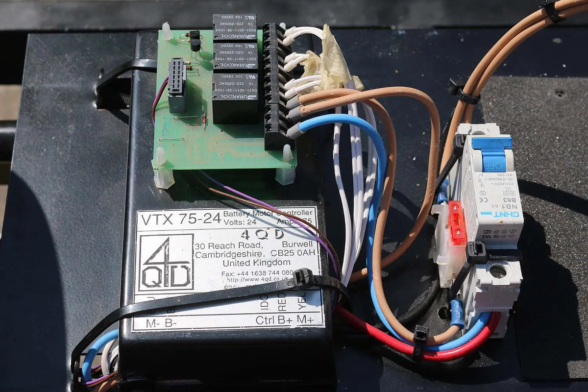 AME 0-6-0 battery electric with driving truck