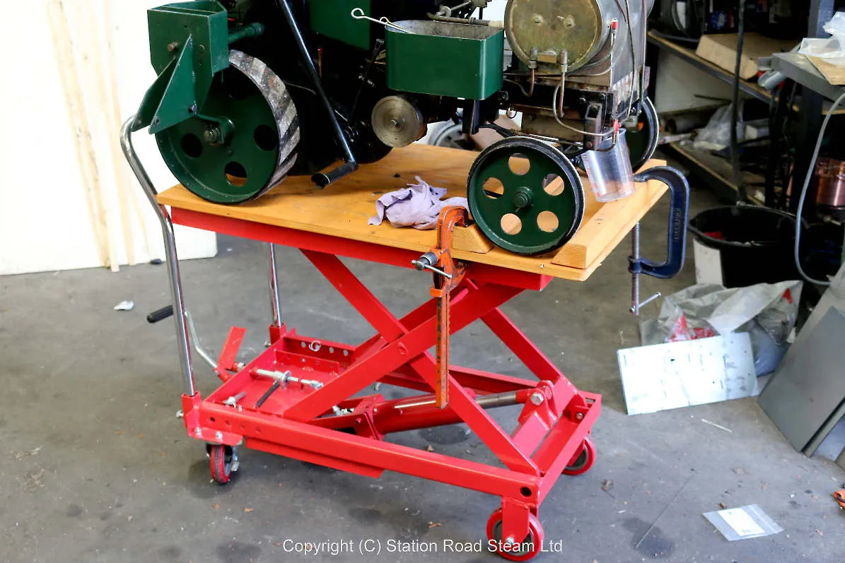 300Kg hydraulic lift bench
