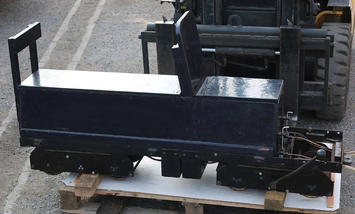 7 1/4 inch gauge Greenly 2-6-0T with driving truck